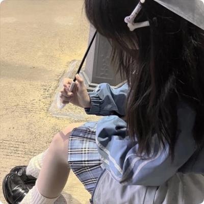 坡道上的红屋顶